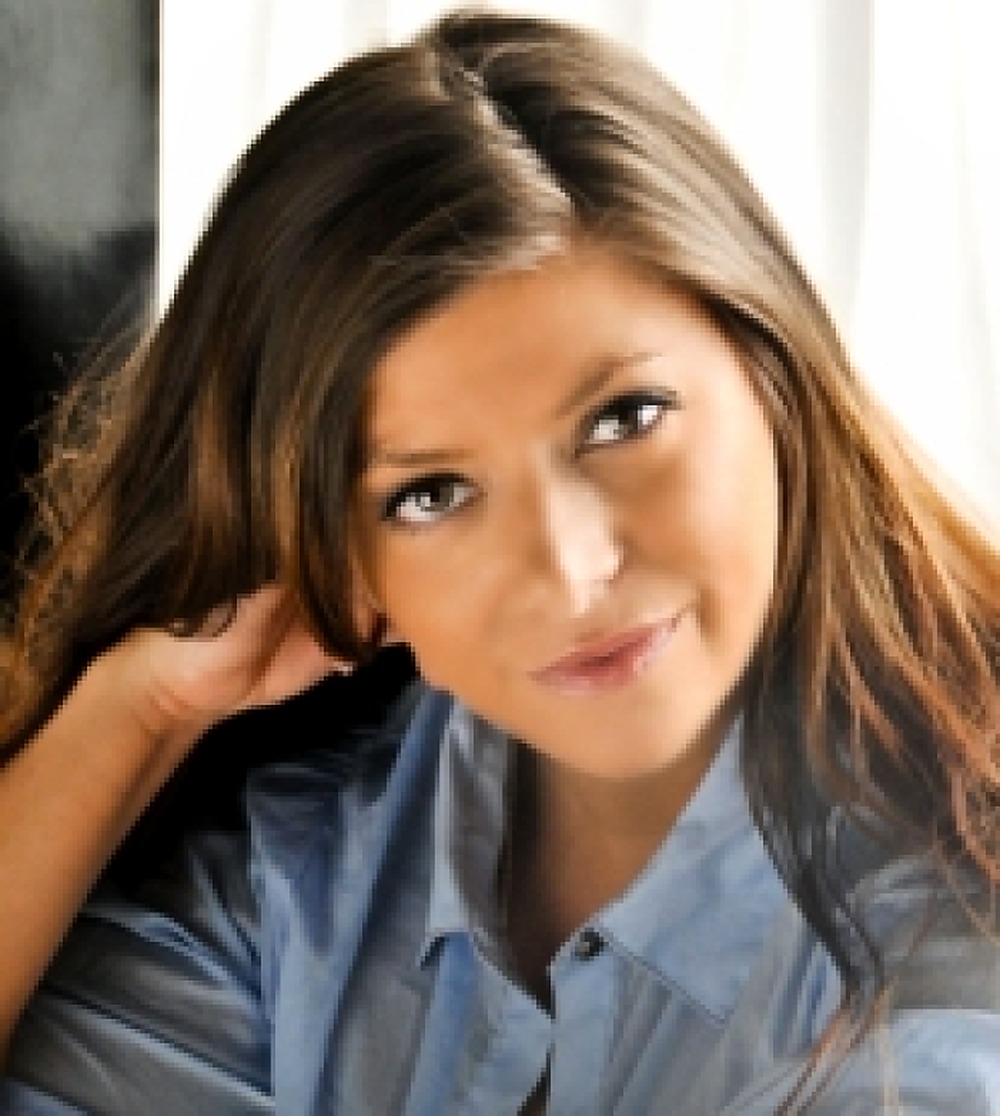 Bonnie West, hairstylist at Studio Elements